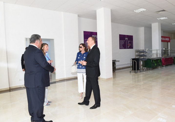 Президент Ильхам Алиев и его супруга Мехрибан Алиева приняли участие в открытии Деревни атлетов и Медиа-деревни - ОБНОВЛЕНО - ФОТО