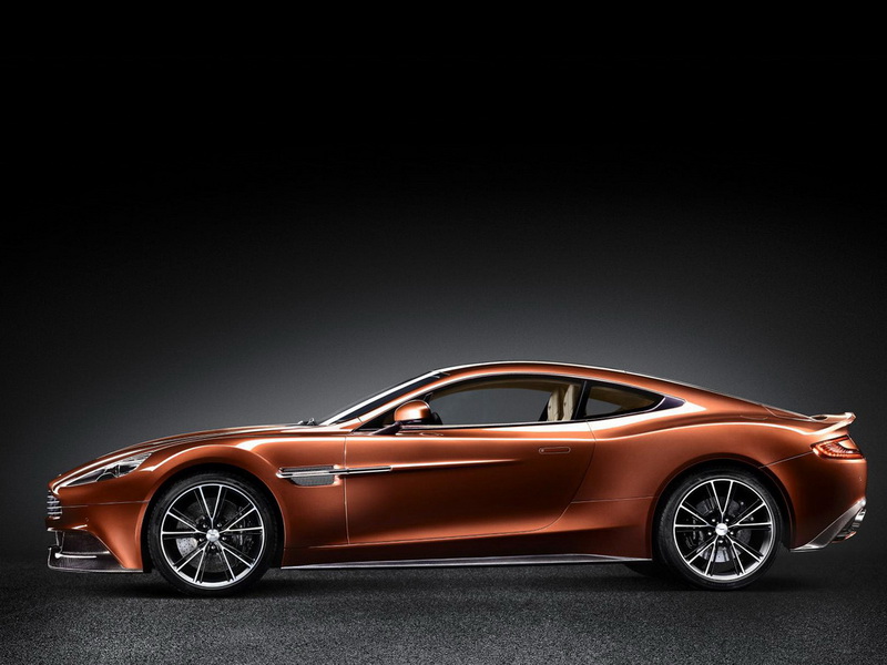 В США дебютирует Aston Martin Vanquish - ФОТО