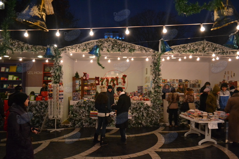 Настоящая сказка: новогодняя ярмарка в центре Баку - РЕПОРТАЖ - ФОТО