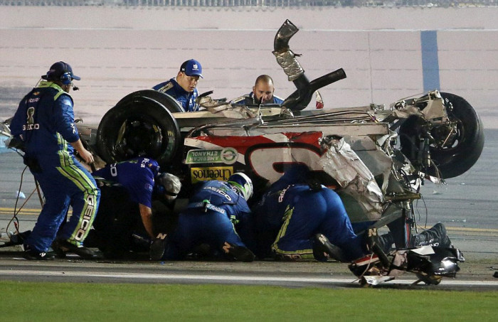 Самые страшные аварии на автогоноках NASCAR - ФОТОСЕССИЯ