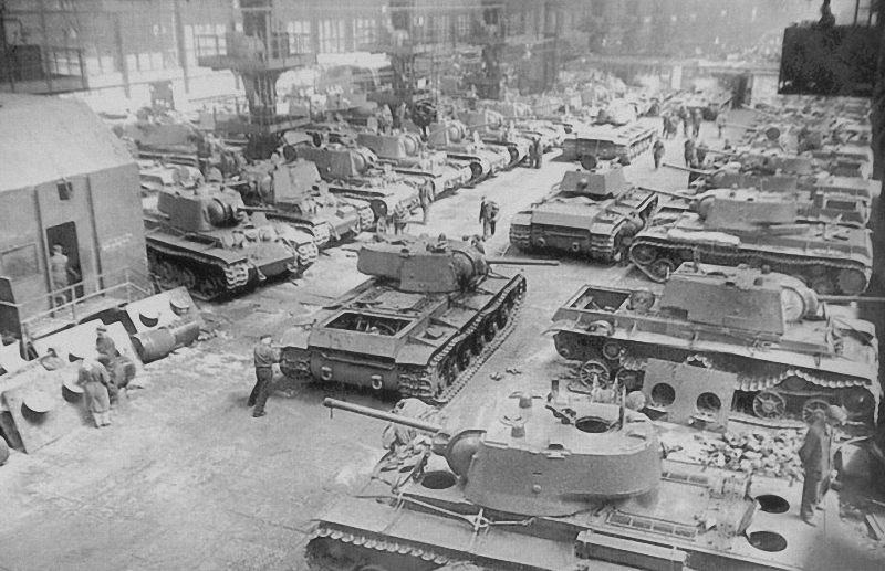 Кровь и железо: как ковалась победа СССР в войне - ФОТОСЕССИЯ