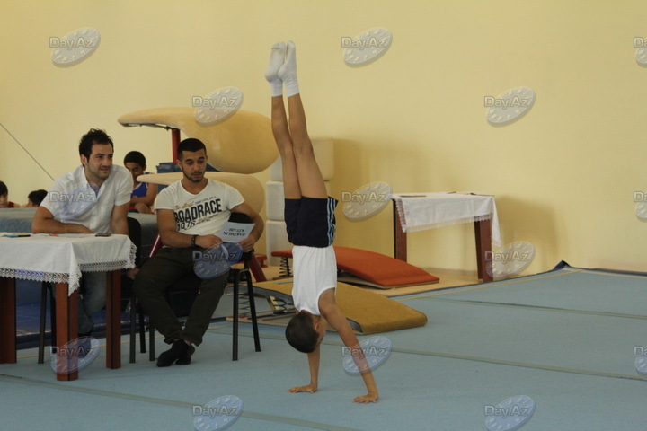 Будущие победители. Один день в Бакинской школе гимнастики - РЕПОРТАЖ - ФОТО