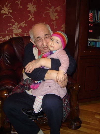 Hacıbaba Bağırovun xanımı: "Qızımı pula görə dünyaya gec gətirmişəm" - FOTO