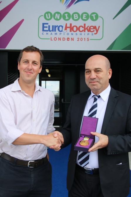 Медали чемпионата Европы по хоккею изготовлены в Баку - ФОТО