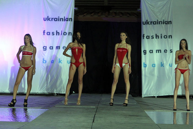 "ONE ☆ LIFE" организовала в Баку незабываемую ночь моды - ФОТО