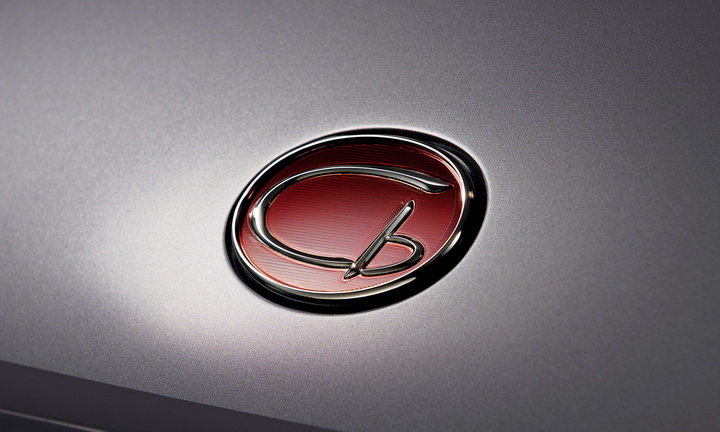 Спорткупе Toyota сделало круглые глаза - ФОТО