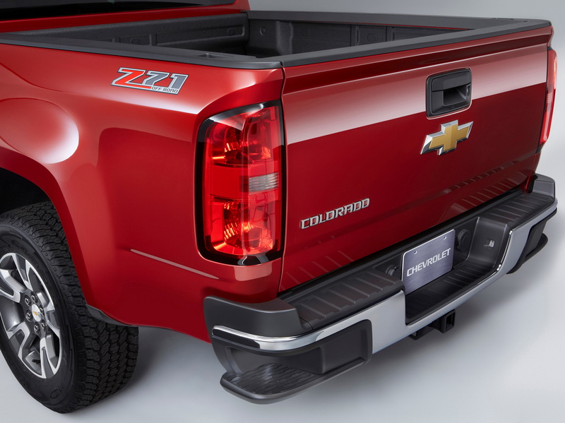Пикап Chevrolet Colorado станет мощнее - ФОТОСЕССИЯ