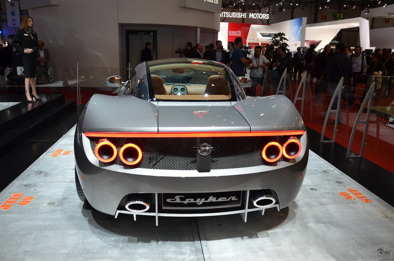 Spyker собирается лишить B6 Venator крыши - ФОТО
