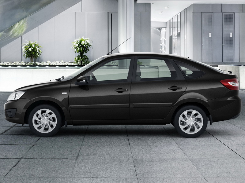 "АвтоВАЗ" опубликовал фотографии хэтчбека Lada Granta - ФОТО