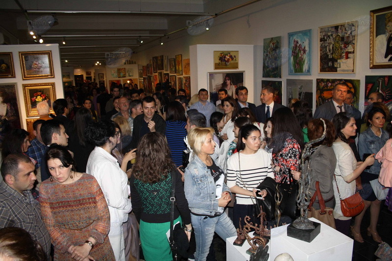 Пестрый реализм: "Цветные размышления" в Союзе художников – РЕПОРТАЖ - ФОТО