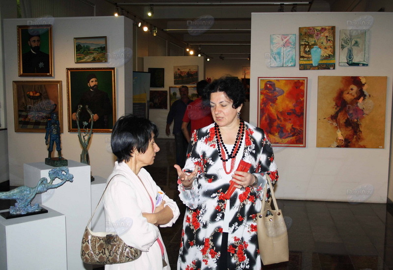 Пестрый реализм: "Цветные размышления" в Союзе художников – РЕПОРТАЖ - ФОТО