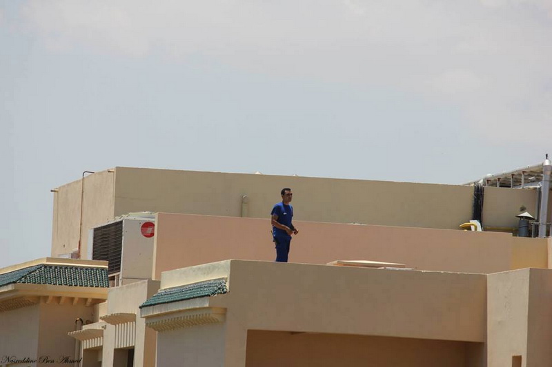 Террористы расстреляли десятки туристов в отеле Туниса - ОБНОВЛЕНО - ФОТО - ВИДЕО