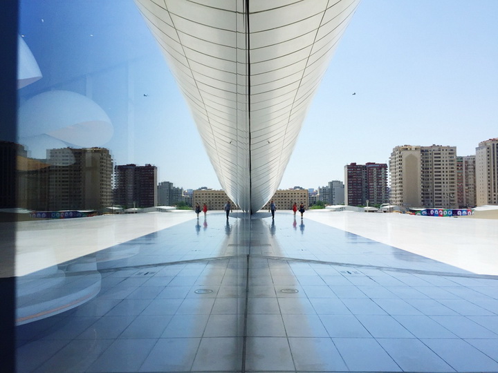 Центр Гейдара Алиева привел в восторг известного блогера - ФОТОГАЛЕРЕЯ