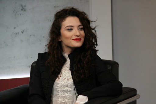 Диляра Кязимова спела с уличным музыкантом на Мальте - ФОТО