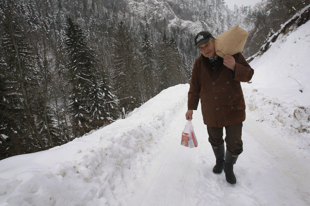 Планета замерзает насквозь: Суровая зима 2012 - ФОТОСЕССИЯ