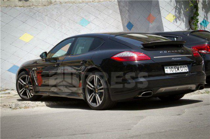 Elnur Məmmədlinin yeni "Porsche"si - FOTO