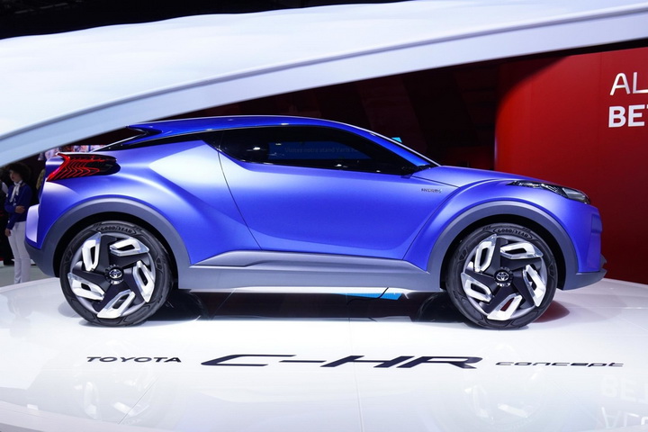 Toyota сделает кроссовер Qashqai более агрессивным - ФОТО
