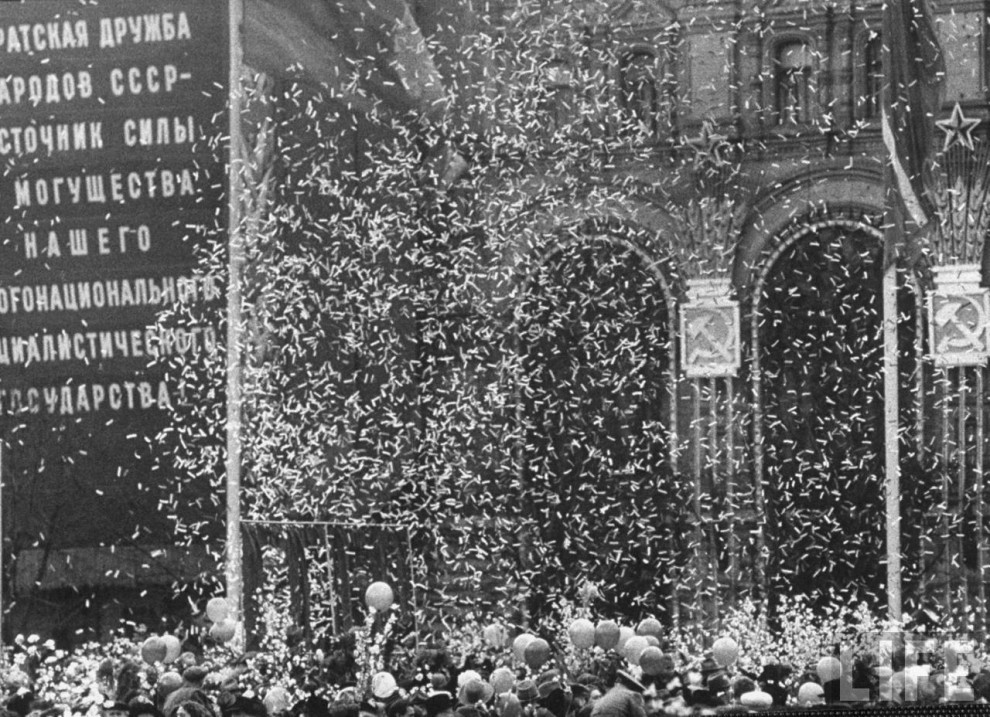 Майские празднования в Москве в 1958 году - ФОТОСЕССИЯ