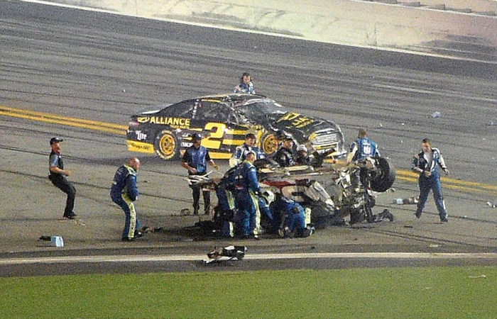 Самые страшные аварии на автогоноках NASCAR - ФОТОСЕССИЯ
