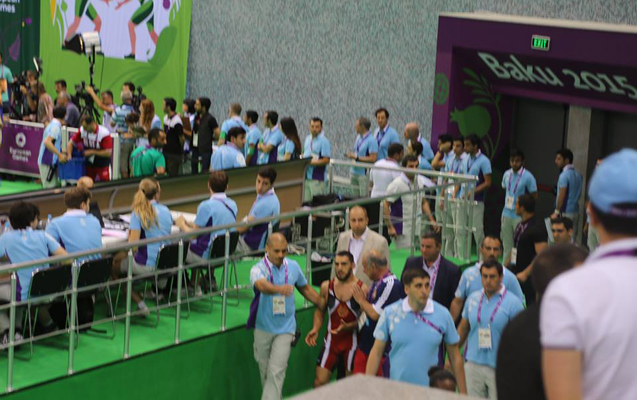 Uduzan erməni idmançının məşqçisi dava saldı- FOTO