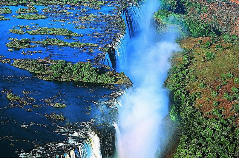 Чудеса света: самые красивые водопады мира - ФОТО