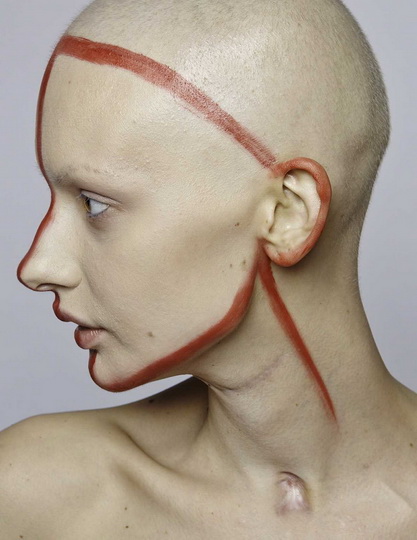 Невероятные фотографии модели, потерявшей челюсть из-за рака - ФОТО