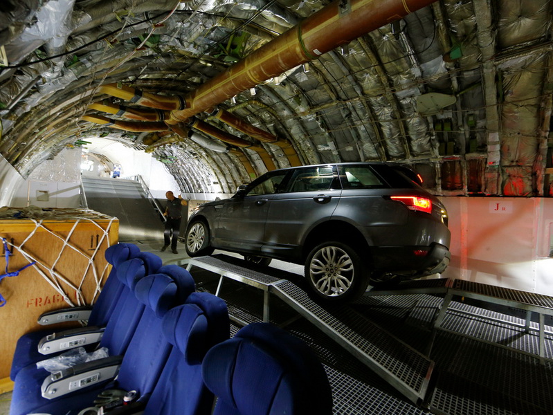 Измеряем градус спорта в новом Range Rover Sport - ФОТО