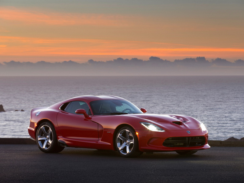 Chrysler остановит выпуск SRT Viper на 2 месяца - ФОТО