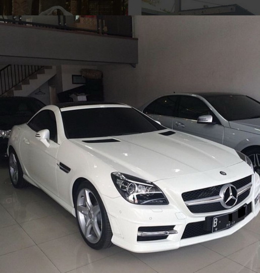 Açıq-saçıq İran qızları - FOTOLAR