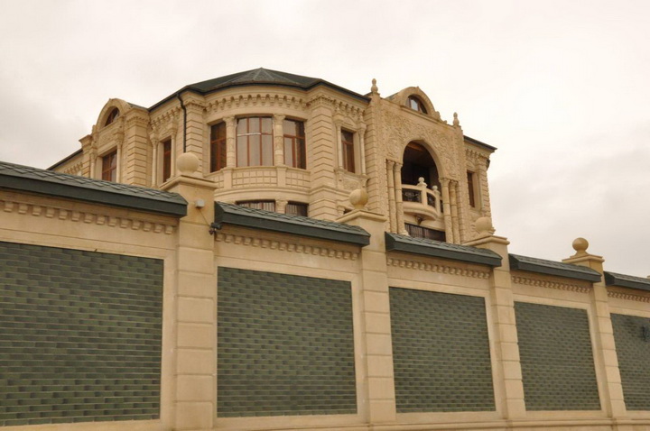 Bakıda oğurluq milyonların, lüks villaların sahibləri: az qalıb... - FOTO