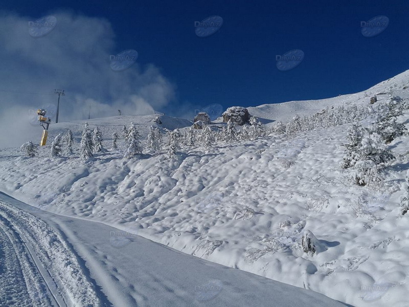 Горнолыжный курорт Азербайджана в снежных объятиях - ФОТО