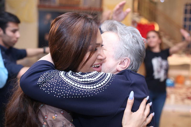 Rəqsanə ad gününü bu cür qeyd etdi - FOTO