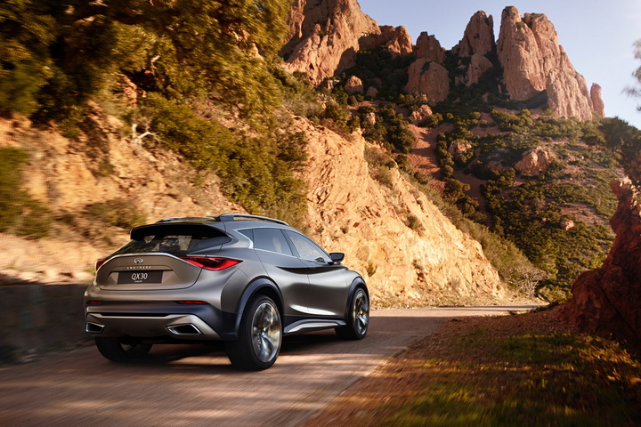 Небольшой кроссовер Infiniti покажут в ноябре - ФОТО