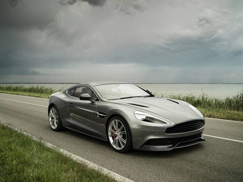 В США дебютирует Aston Martin Vanquish - ФОТО