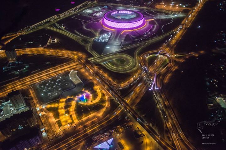 Завораживающий красотой ночной Баку - ФОТО