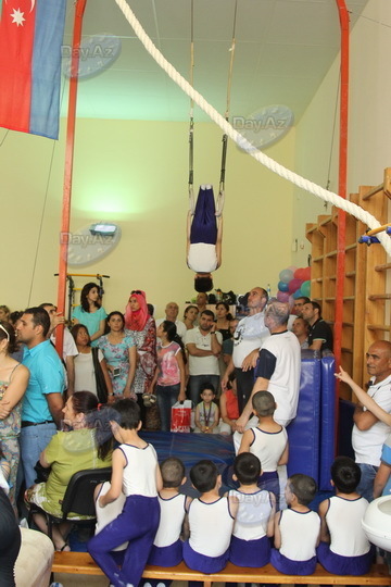 Будущие победители. Один день в Бакинской школе гимнастики - РЕПОРТАЖ - ФОТО