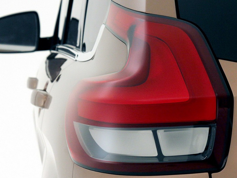 Lada XRay встанет на конвейер раньше, чем ожидалось - ФОТО