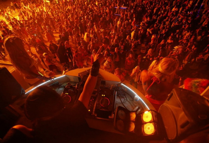 Dünyanın ən hərarətli festivalı - FOTOLAR
