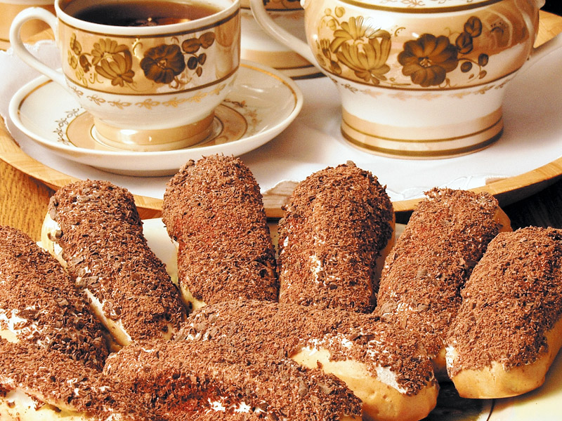 Эклеры с заварным кремом - ФОТО