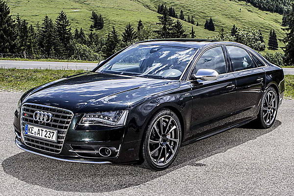 Блестящий тюнинг Audi S8 - ФОТО