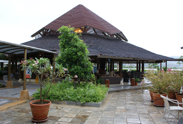 Пять аэропортов, в которых можно ждать вылета вечно - ФОТО