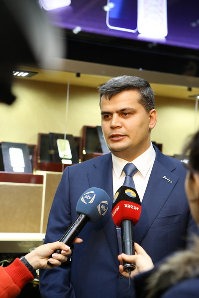 Məşhur “Caviar” brendi artıq Bakıda! - FOTO