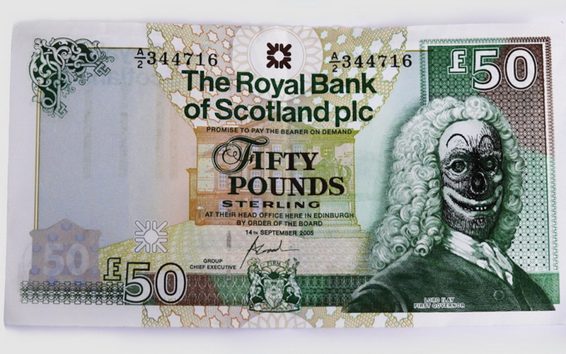 "Картинная галерея Day.Az": Эпатажные работы художников - ФОТО