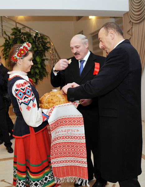 Президент Ильхам Алиев: "Азербайджан и Беларусь поддерживают друг друга всегда, во всех международных структурах и проявляют солидарность" - ОБНОВЛЕНО - ФОТО