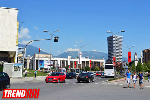 Путешествие по столице Албании - городу-побратиму Гянджи - ФОТО