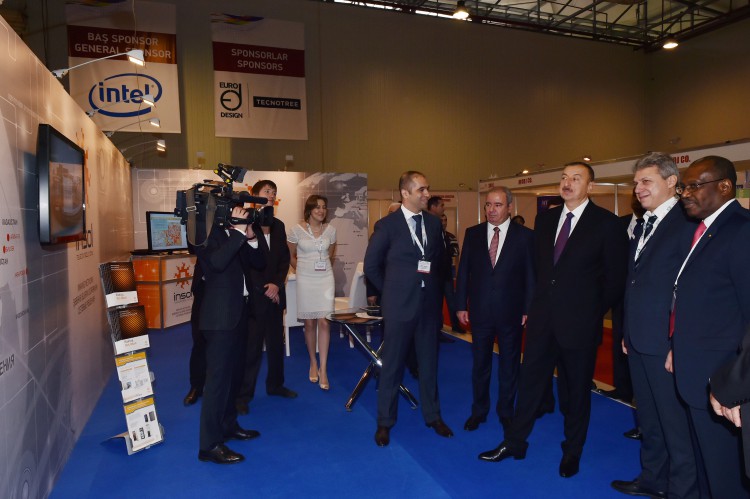 Президент Ильхам Алиев принял участие в открытии выставки "Bakutel-2014" - ОБНОВЛЕНО - ФОТО