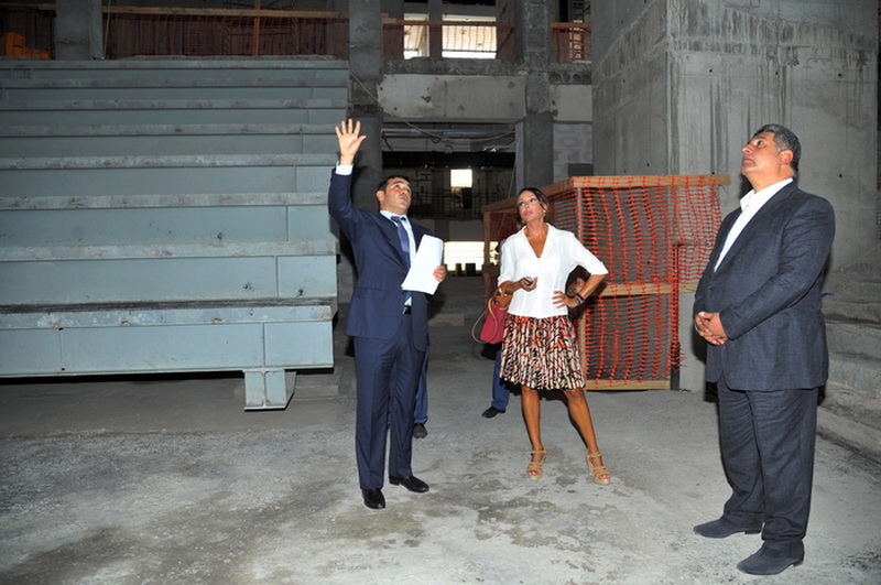 Первая леди Азербайджана Мехрибан Алиева ознакомилась со строительством и реконструкцией спортивных объектов в связи с подготовкой к первым Европейским играм - ФОТО