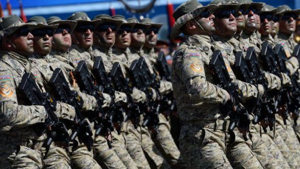 Азербайджанские военнослужащие - на параде в Москве - ФОТО