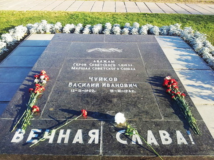 "Маршалы Победы. Василий Чуйков" в Баку - ФОТО