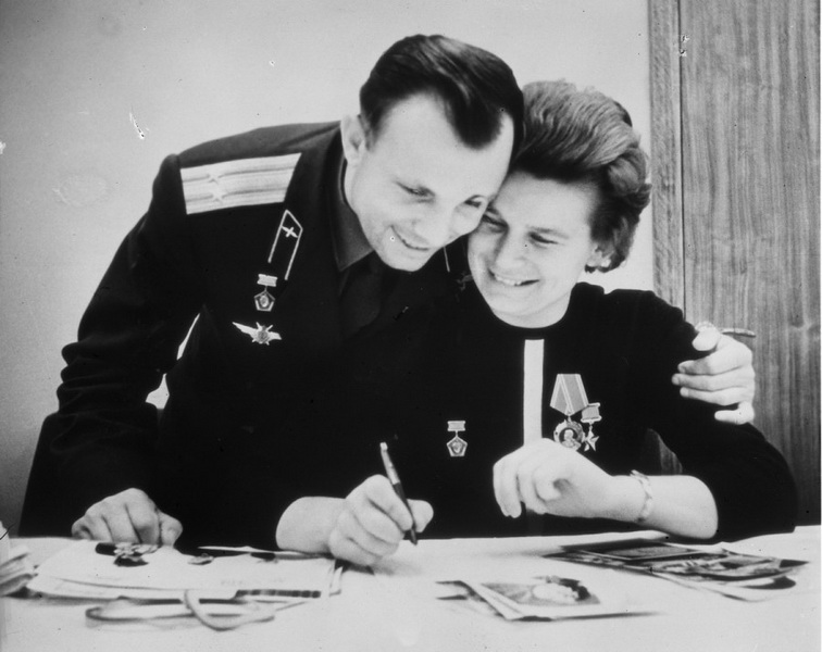 Валентина Терешкова — первая в мире женщина-космонавт - ФОТОСЕССИЯ